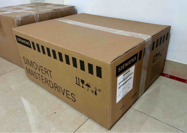 หุ้น Siemens SIMOVERT MASTERDRIVES ปิดผนึกดั้งเดิมพร้อมแล้วสำหรับลูกค้าอุตสาหกรรมทั่วโลก หุ้น Siemens SIMOVERT MASTERDRIVES ปิดผนึกดั้งเดิมพร้อมแล้วสำหรับลูกค้าอุตสาหกรรมทั่วโลก